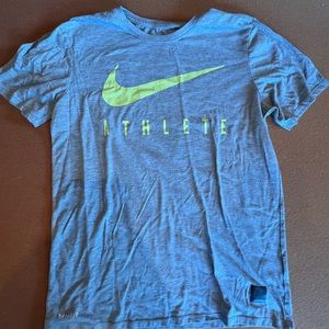 Nike dri-fit t-shirt